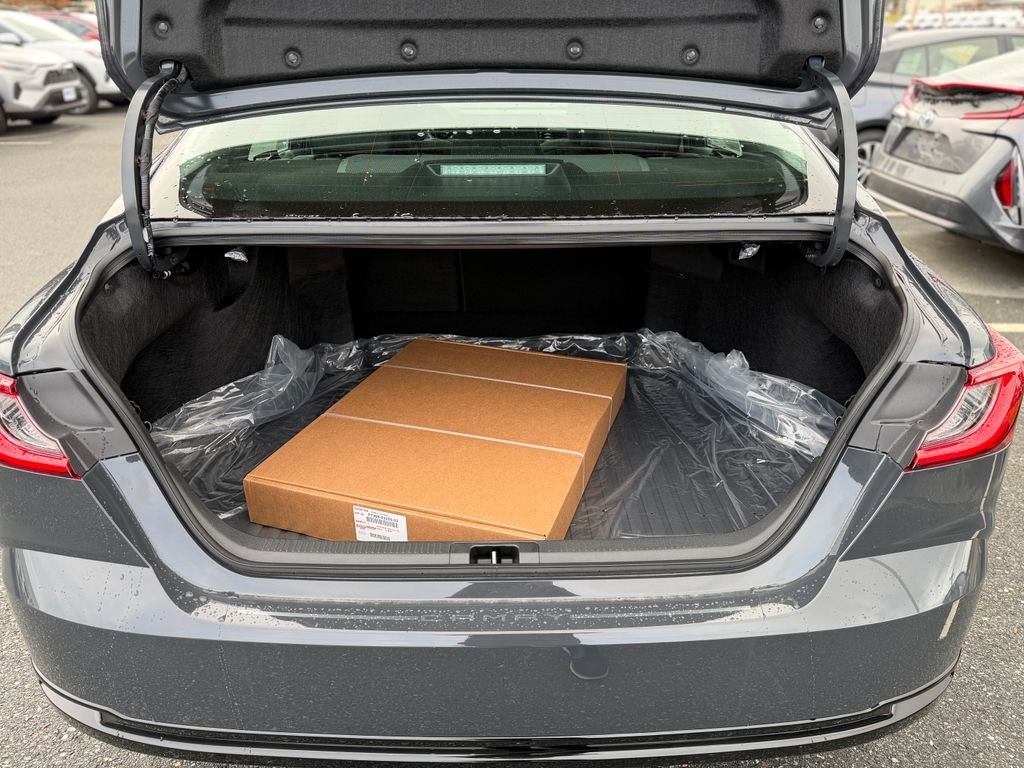 New 2026 Toyota Camry XLE w/ Premium Package image 5