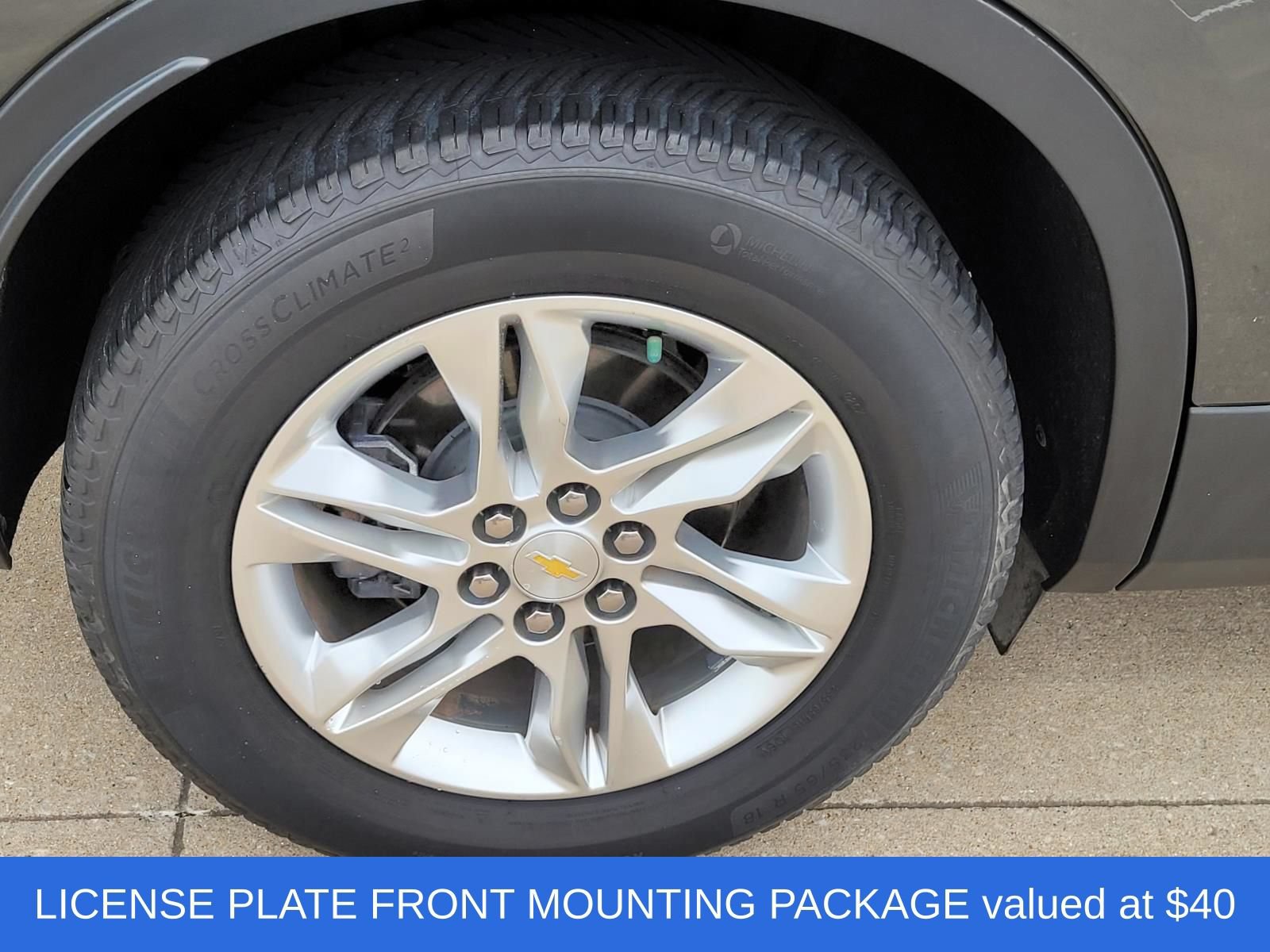 Used 2019 Chevrolet Blazer LT FWD image 5