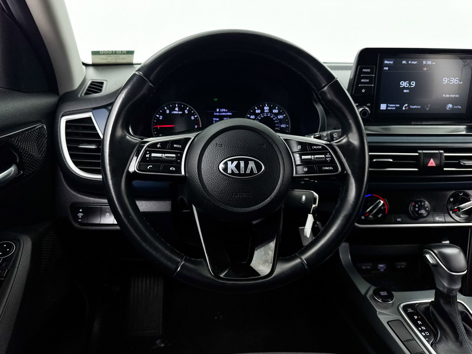 Used 2021 Kia Seltos S FWD image 31