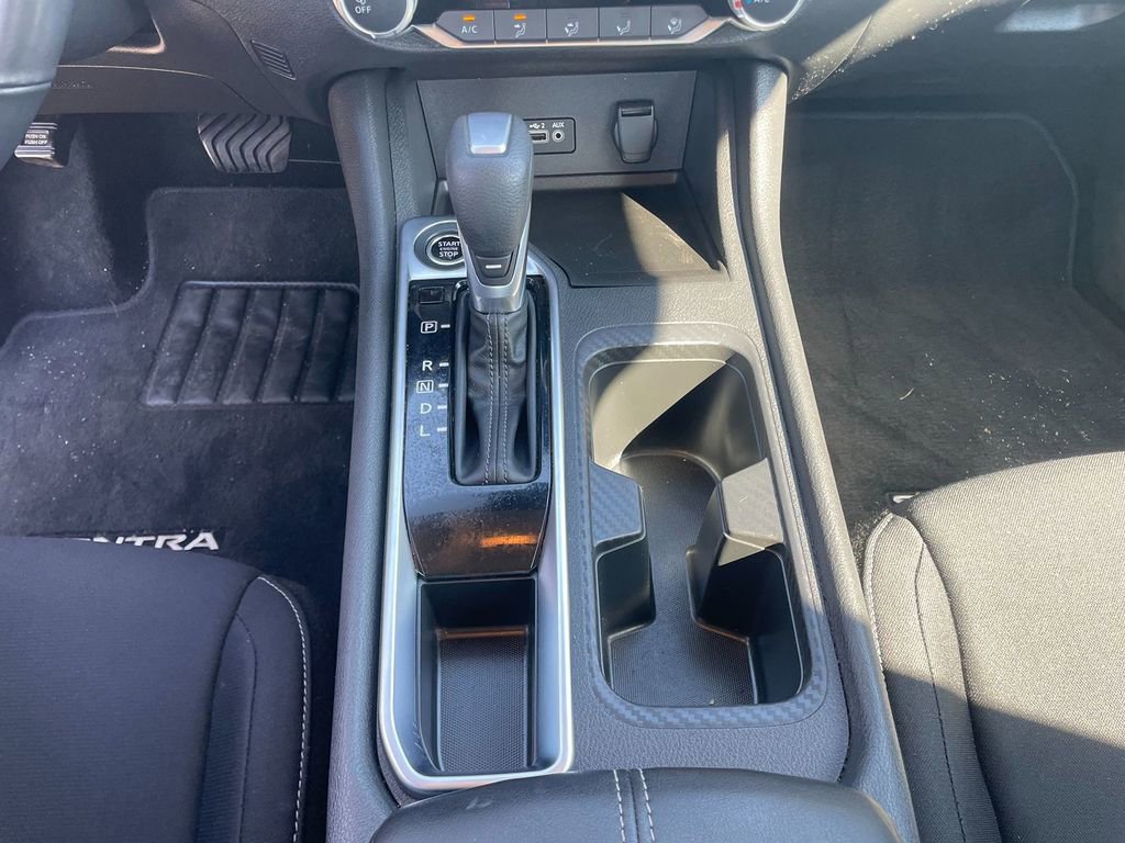Used 2022 Nissan Sentra SV FWD image 22