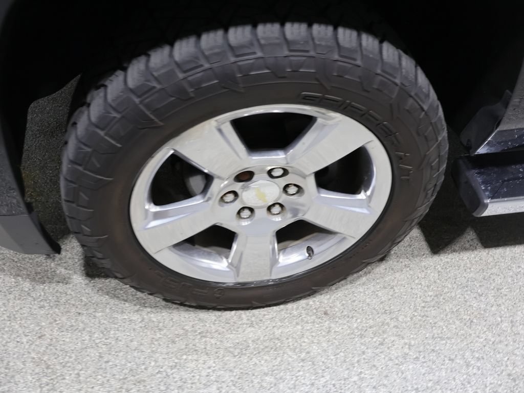 Used 2016 Chevrolet Tahoe LS w/ All-Season Package AWD/4WD image 9