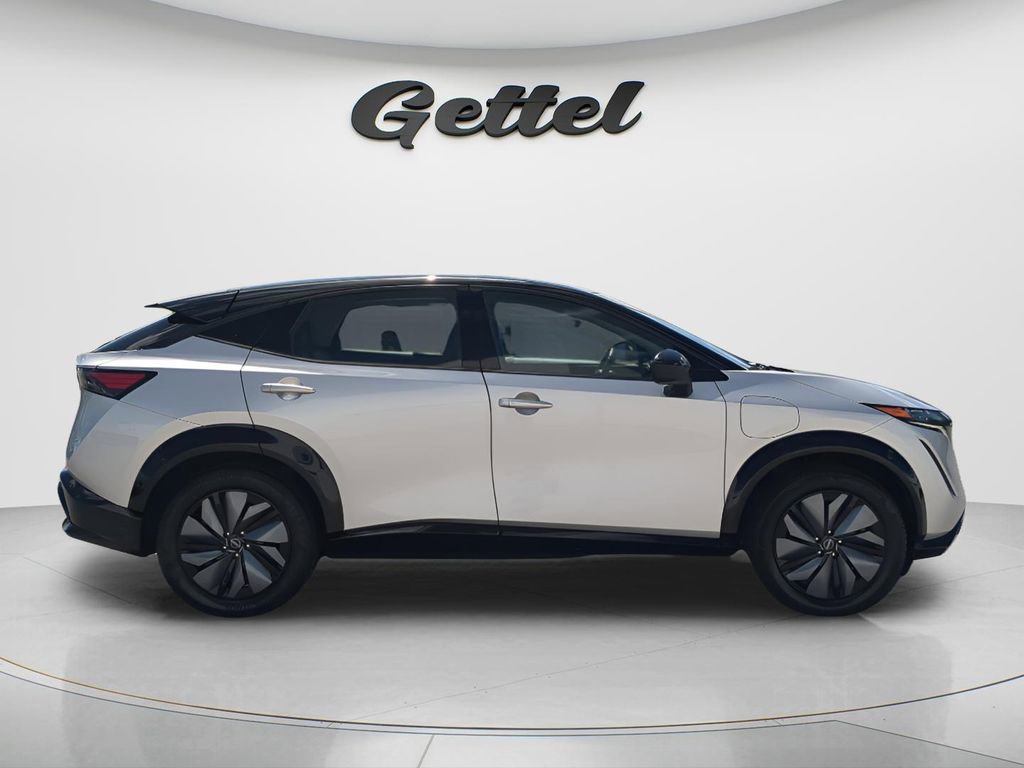 Certified 2023 Nissan Ariya AWD image 3