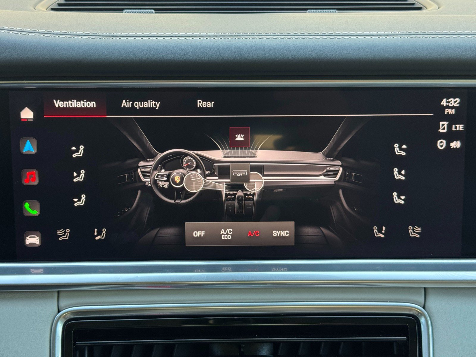Used 2023 Porsche Panamera Platinum Edition RWD image 32