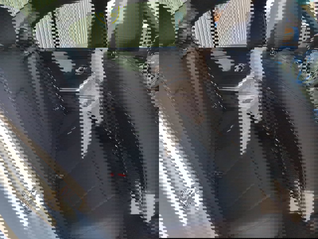 Used 2020 BMW 330i xDrive Sedan w/ Convenience Package image 16