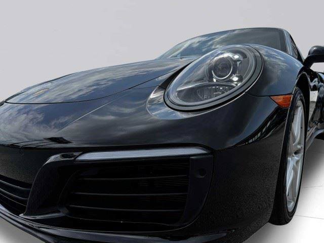 Used 2019 Porsche 911 Targa 4 AWD/4WD image 13