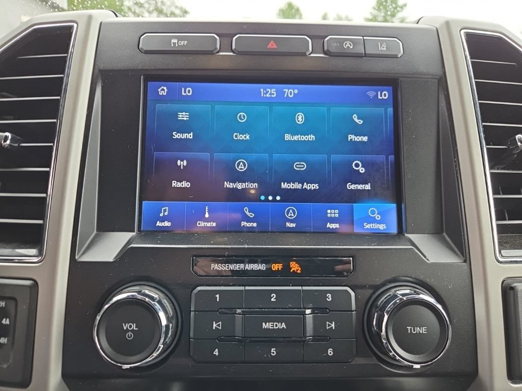 Used 2020 Ford F150 Lariat AWD/4WD image 18