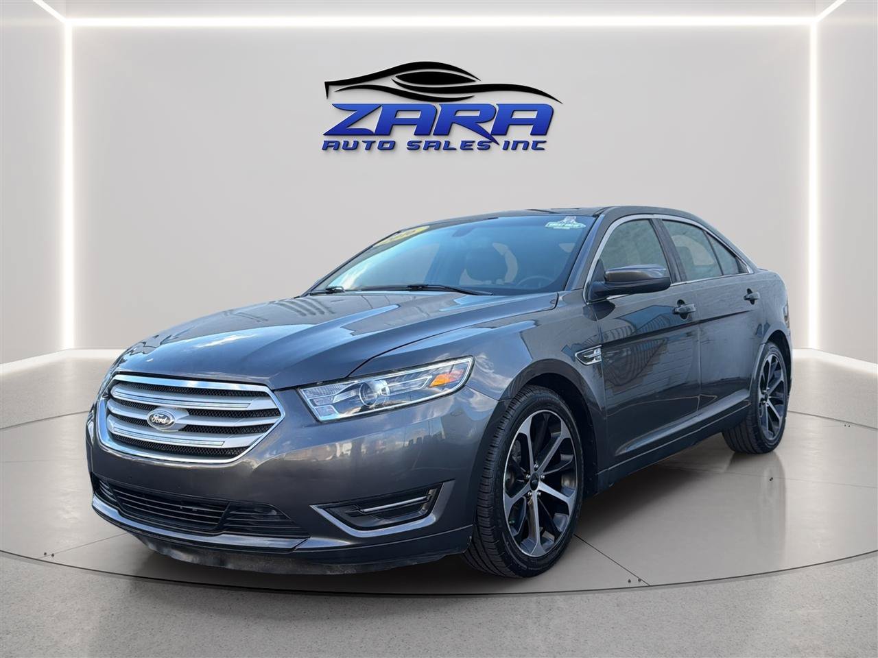 Used 2016 Ford Taurus SEL w/ Equipment Group 201A FWD image 3