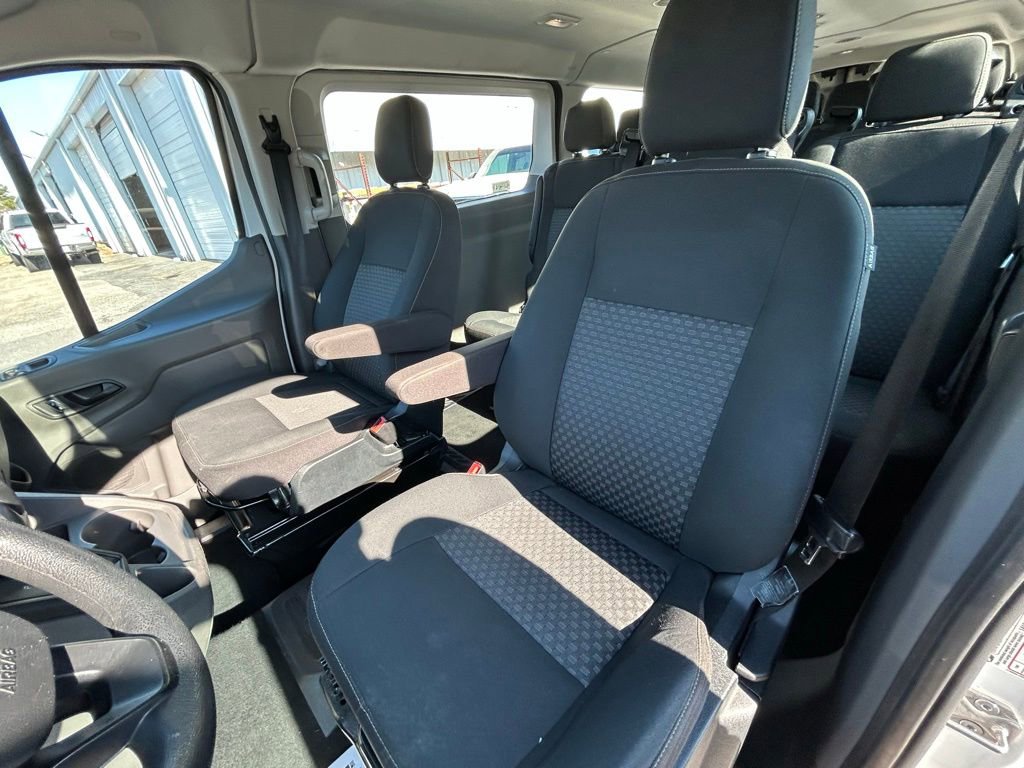 Used 2023 Ford Transit 350 XLT image 24