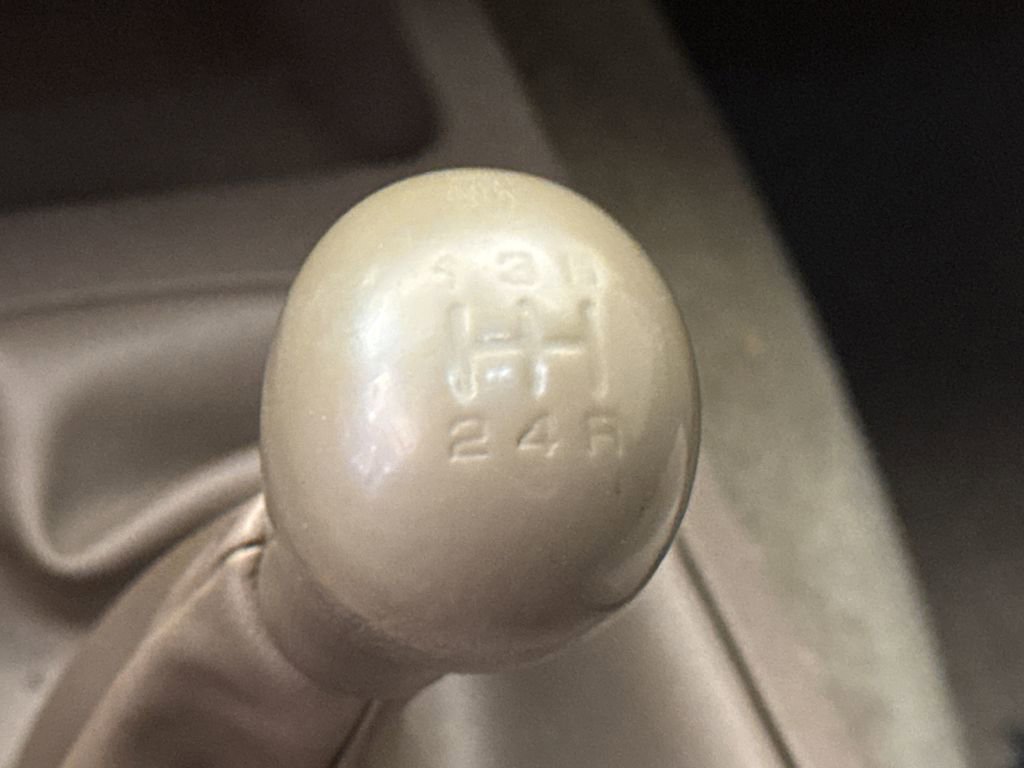 Used 2017 Nissan Frontier SV image 28