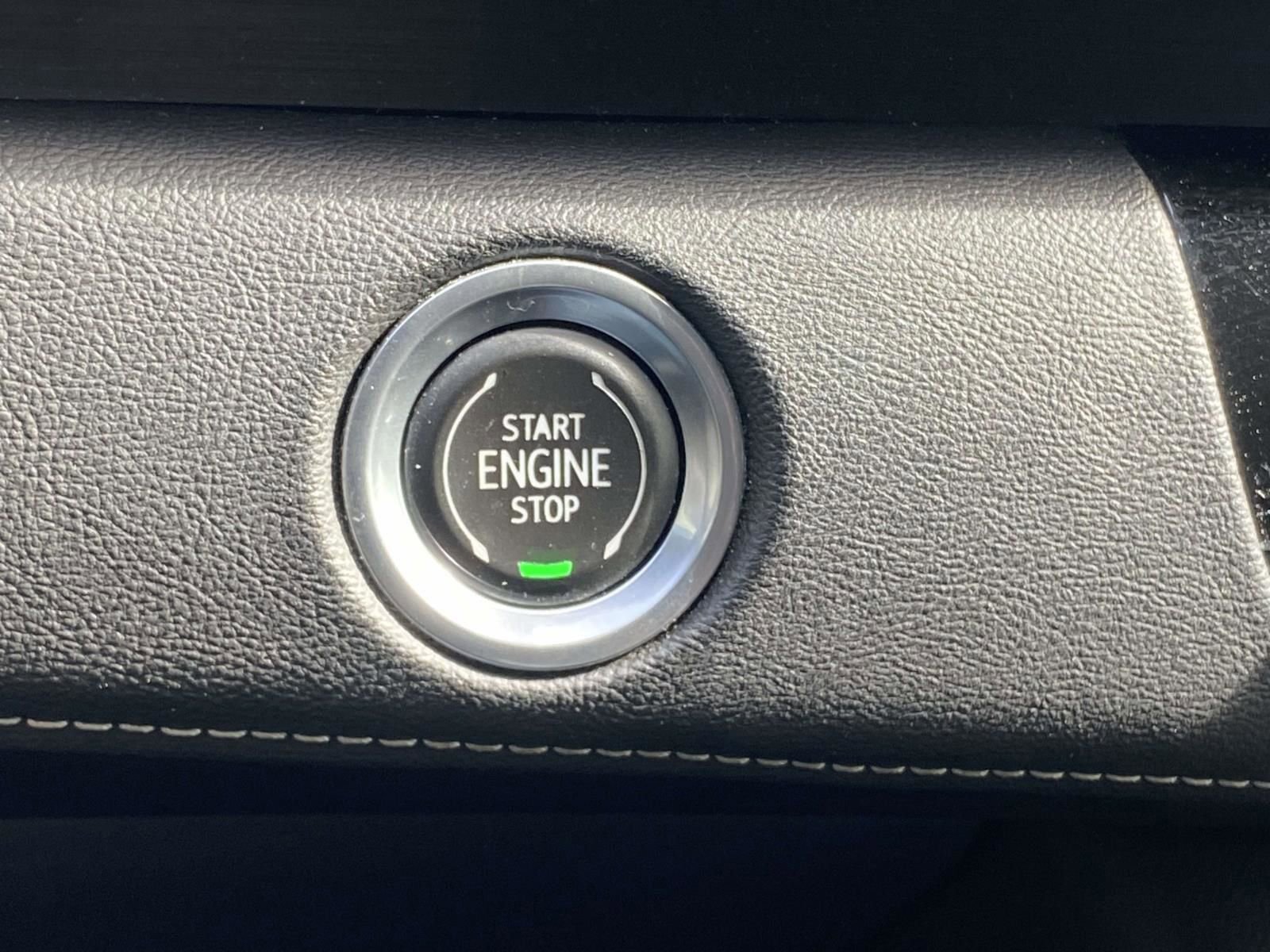 Used 2021 Cadillac Escalade Sport w/ LPO, ONYX Package image 27