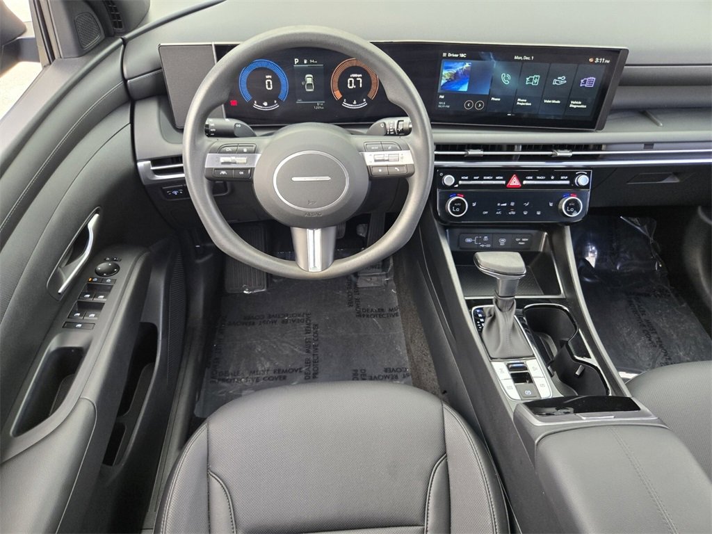 Used 2025 Hyundai Santa Cruz SEL image 13