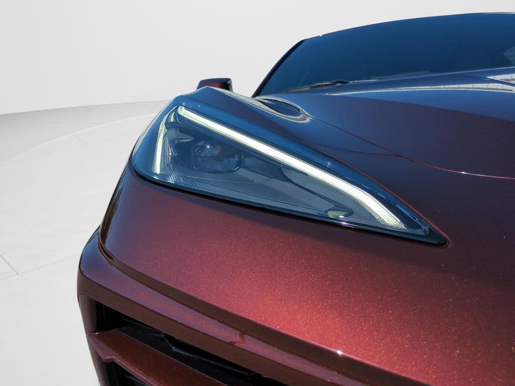 Used 2023 Chevrolet Corvette Stingray Coupe w/ 1LT image 11