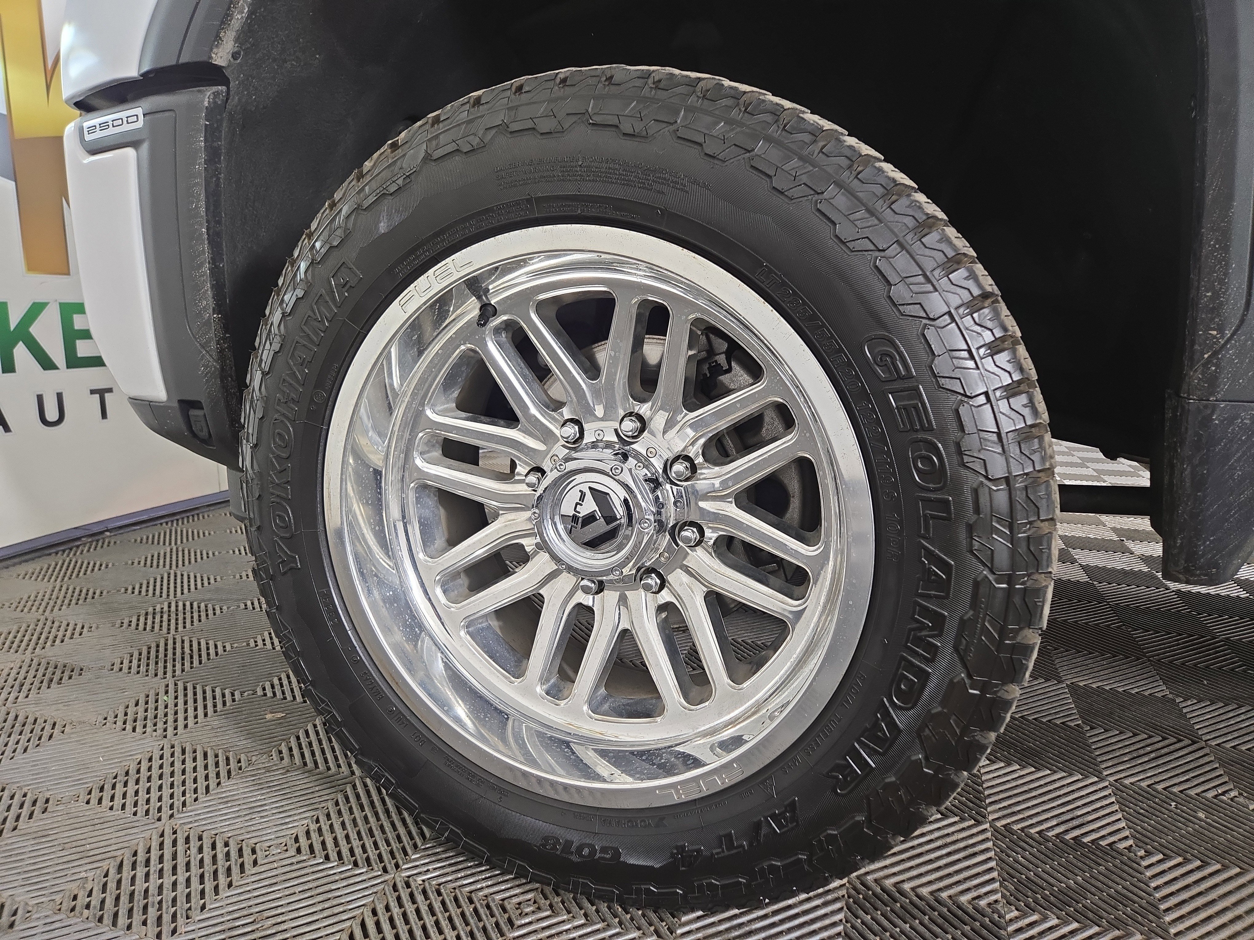 Used 2024 GMC Sierra 2500 Denali w/ Denali Reserve Package image 34