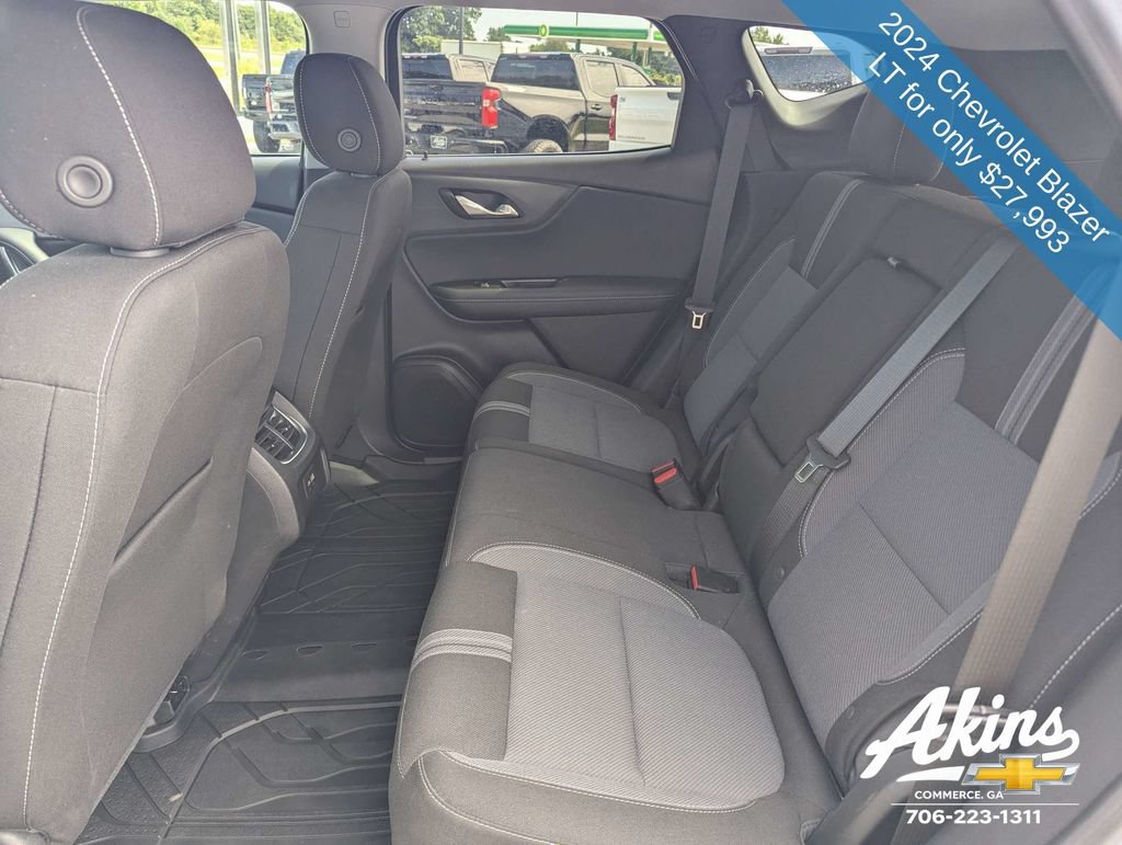 Used 2024 Chevrolet Blazer LT w/ Convenience Package FWD image 14