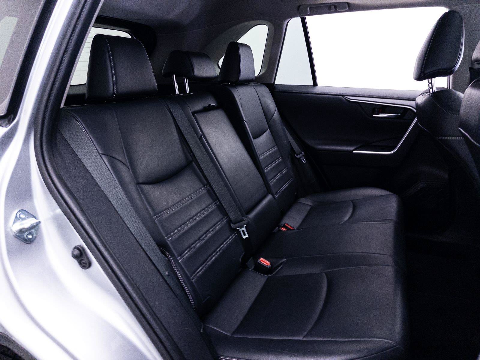 Used 2019 Toyota RAV4 Limited w/ Carpet Mat Package AWD/4WD image 41