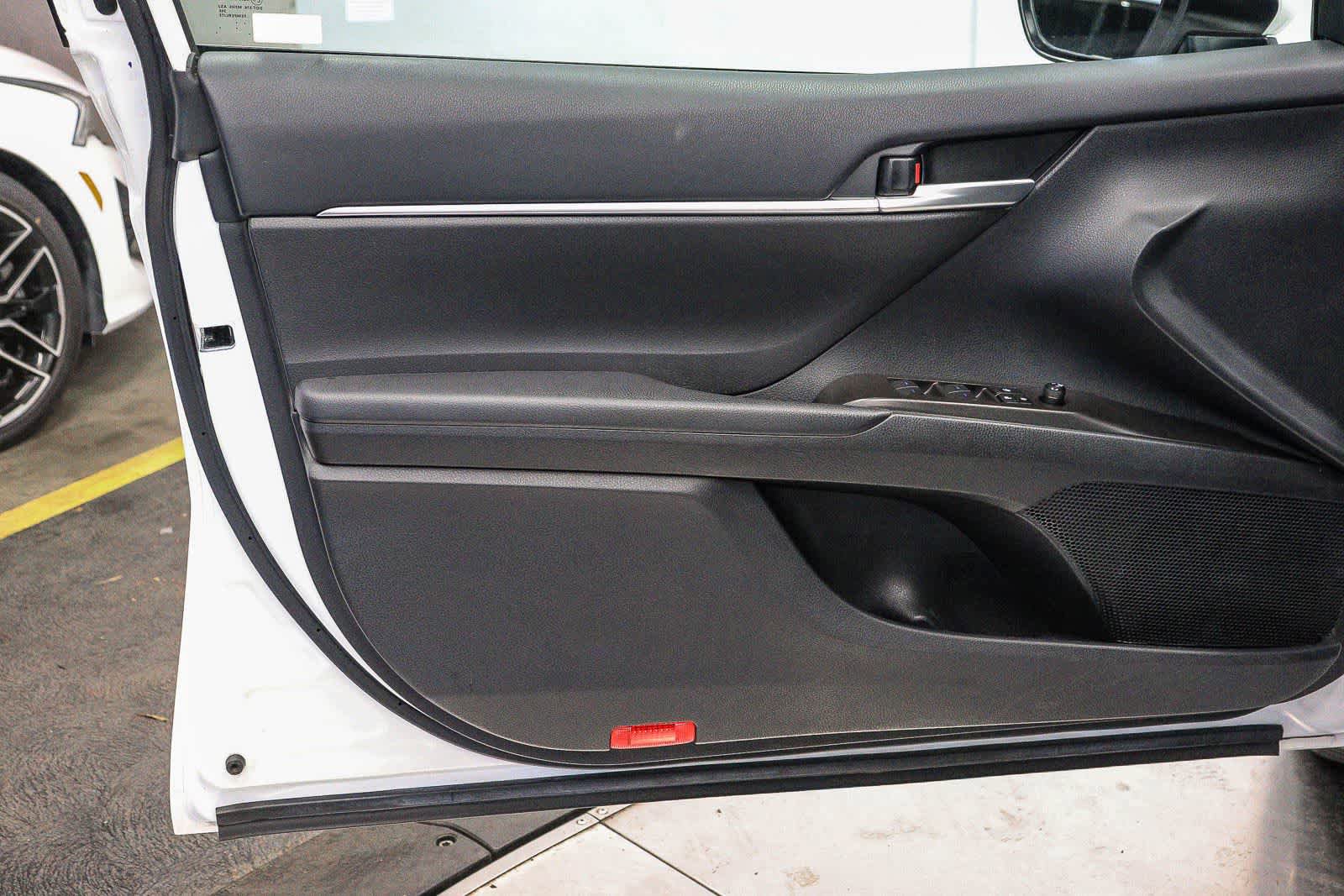 Used 2024 Toyota Camry SE FWD image 21