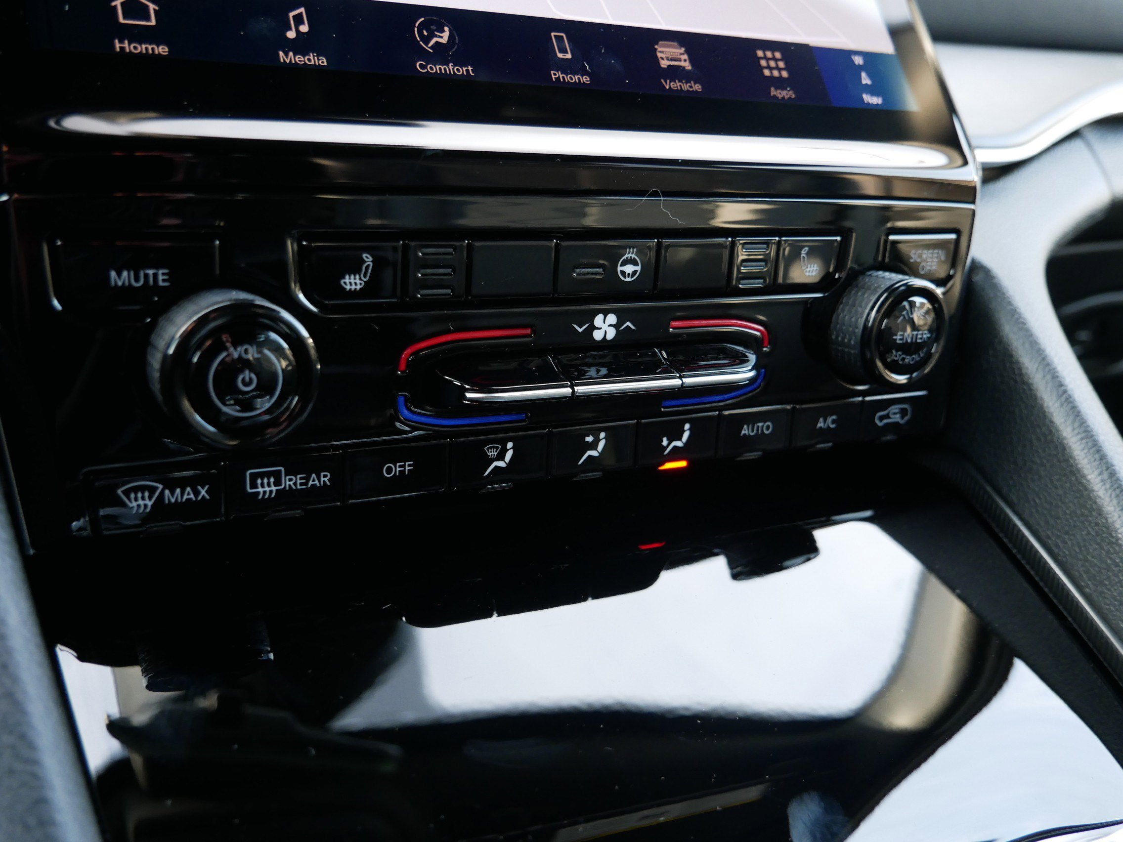 New 2025 Jeep Grand Cherokee L Limited image 15