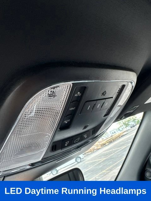 Used 2022 Jeep Grand Cherokee Laredo X AWD/4WD image 22
