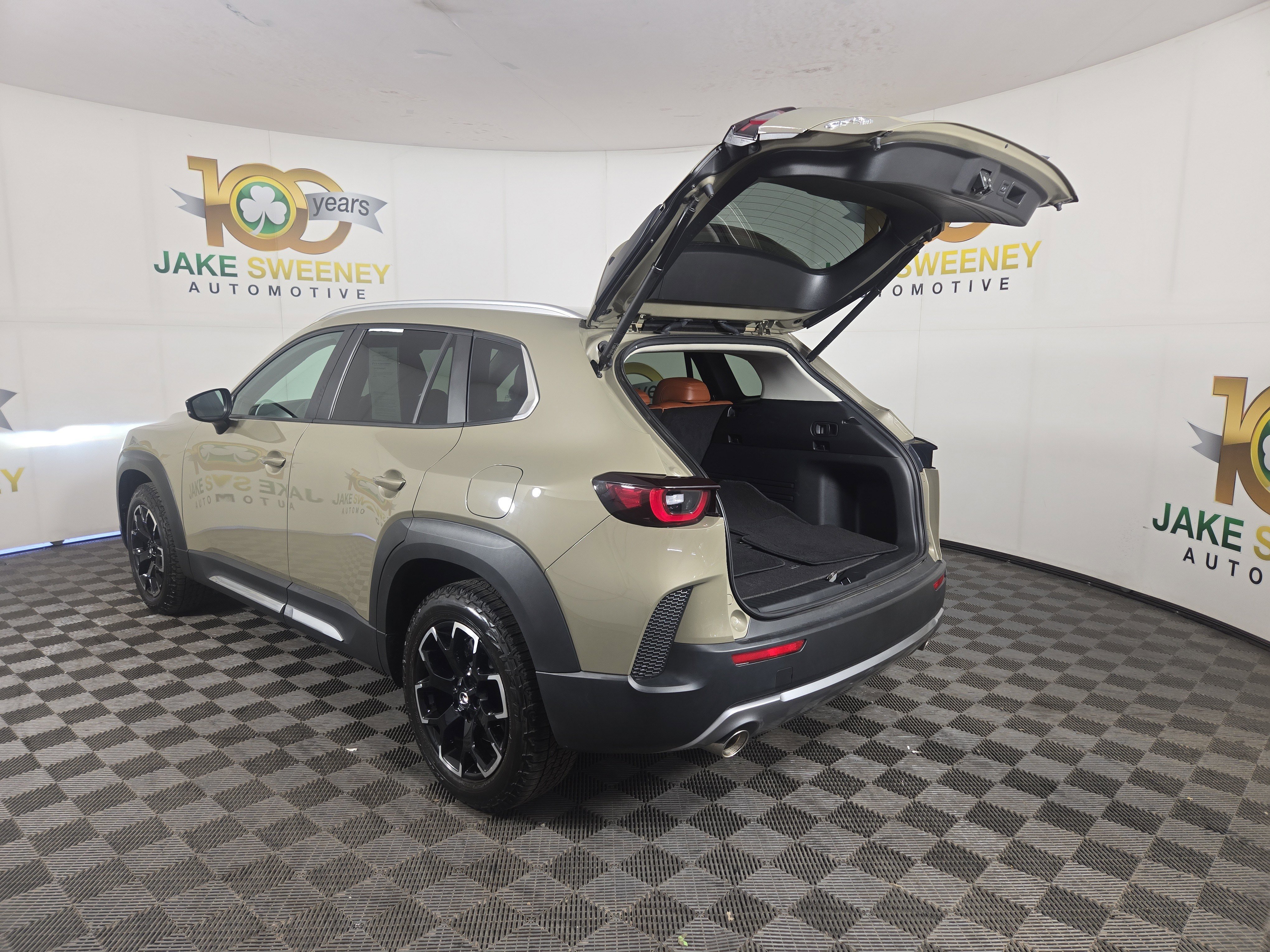 Used 2023 MAZDA CX-50 Meridian Edition w/ Cargo Package image 33