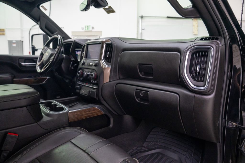 Used 2023 Chevrolet Silverado 2500 High Country w/ Technology Package image 13
