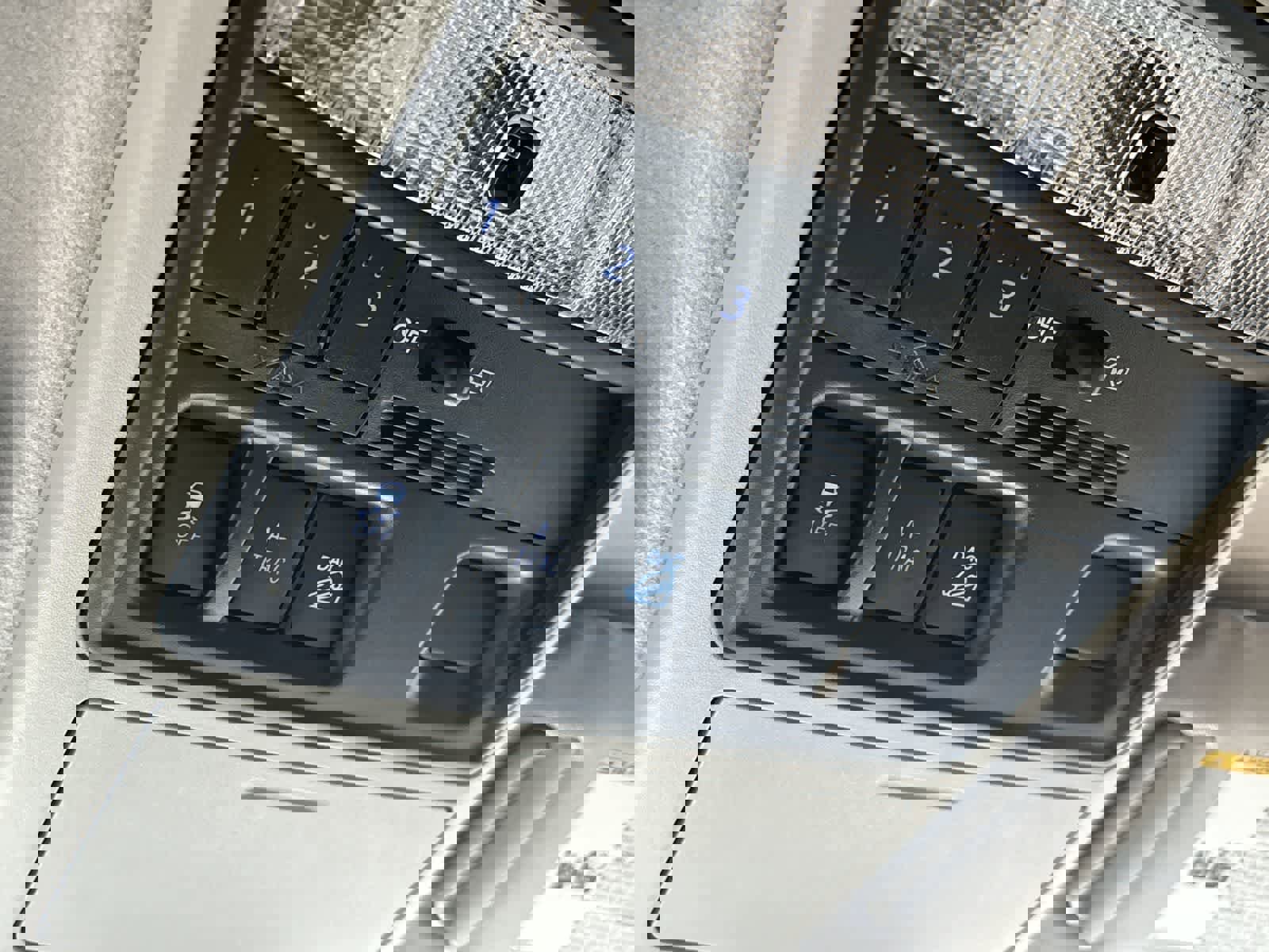 Used 2018 Toyota 4Runner SR5 Premium image 26