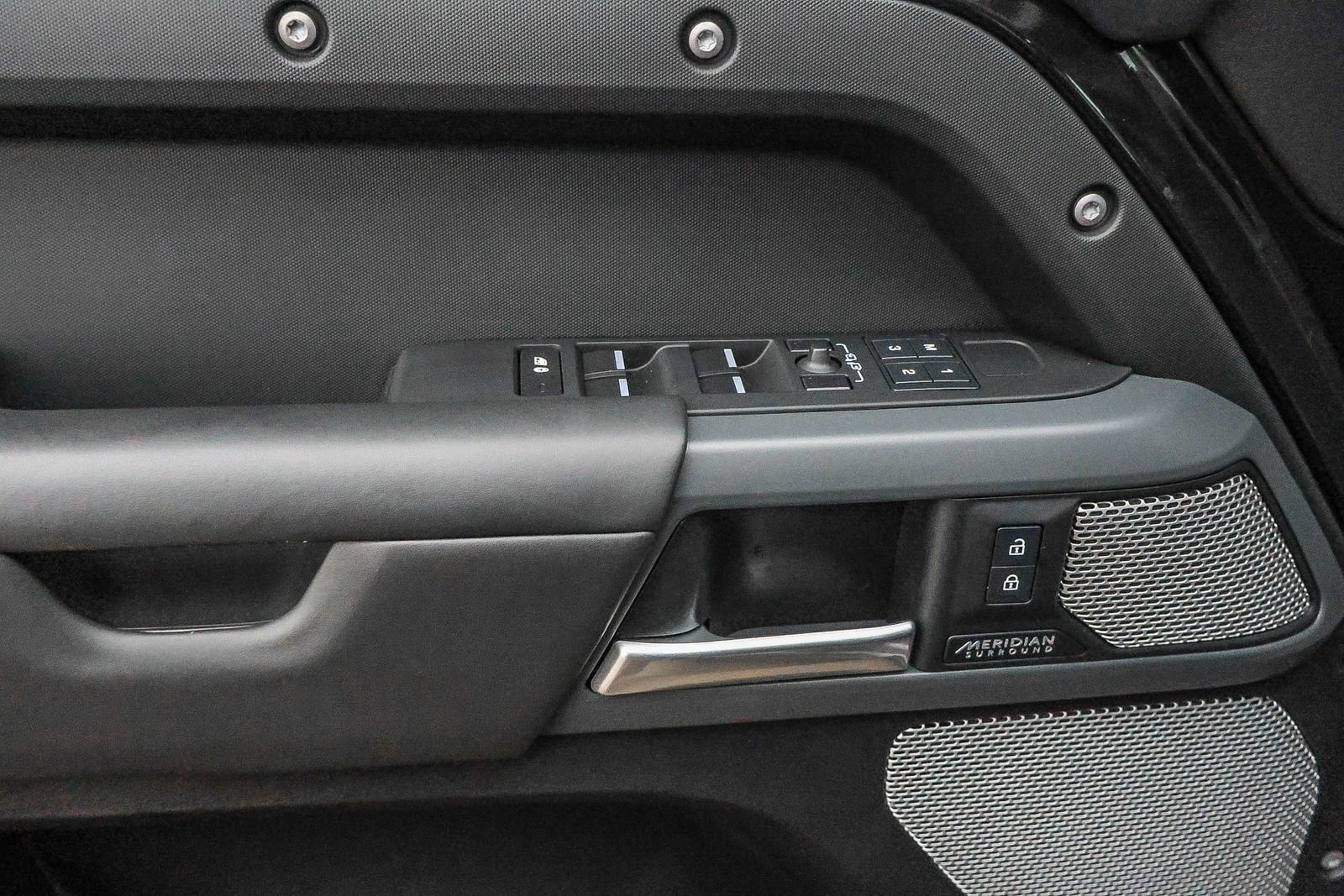 Certified 2023 Land Rover Defender 130 X AWD/4WD image 31