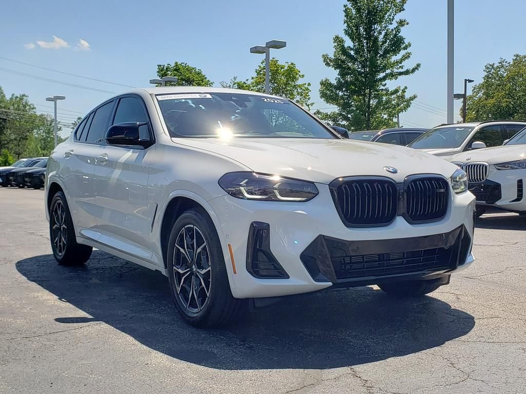 Used 2025 BMW X4 M40i w/ Parking Assistance Package AWD/4WD image 3