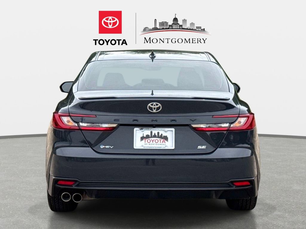 Used 2025 Toyota Camry SE w/ Convenience Package FWD image 4