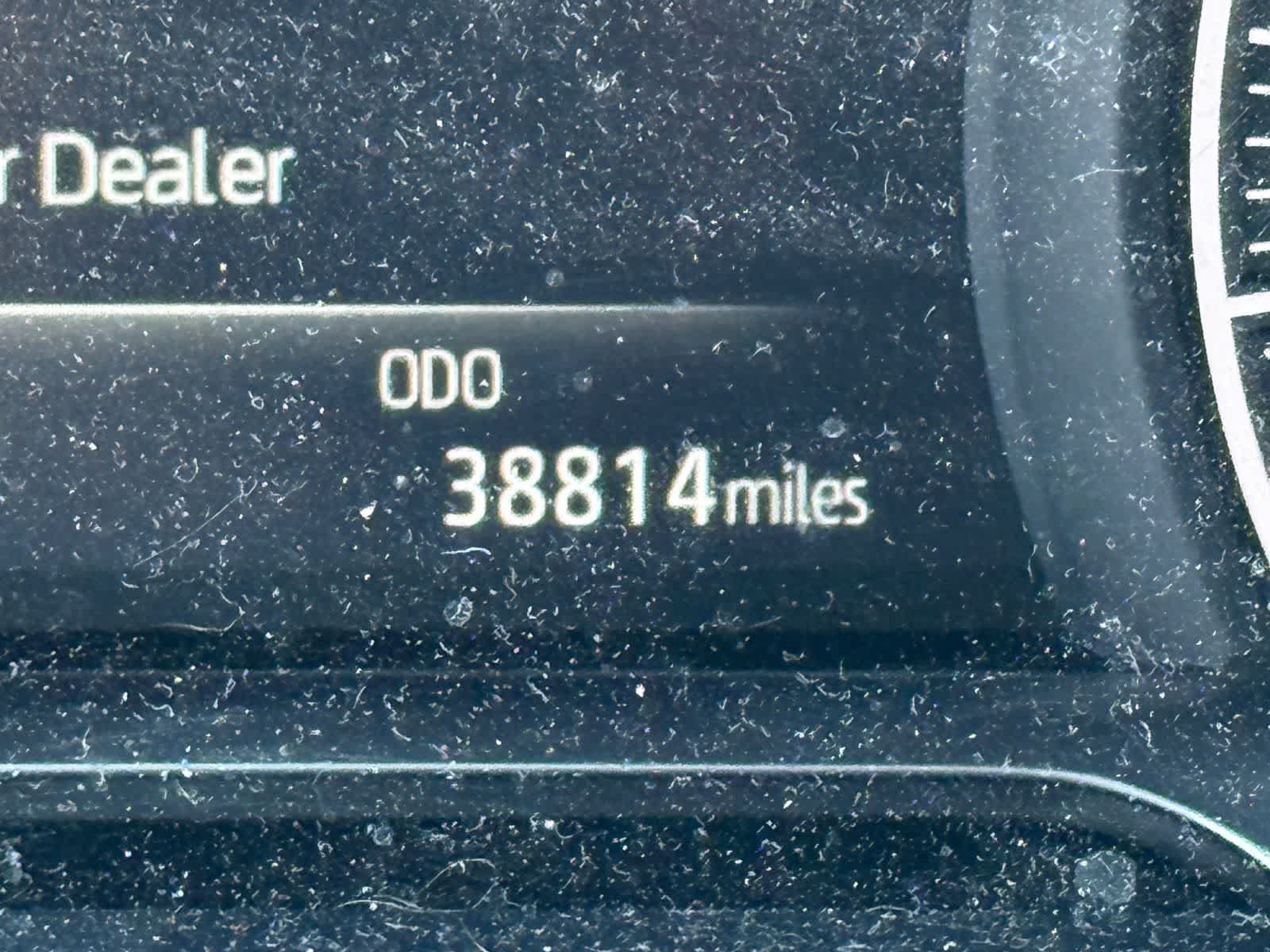 Used 2023 Toyota Venza LE AWD/4WD image 19
