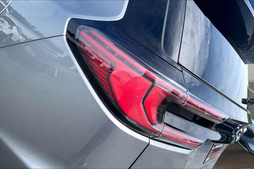 New 2026 GMC Acadia Elevation w/ Black Edition FWD image 25