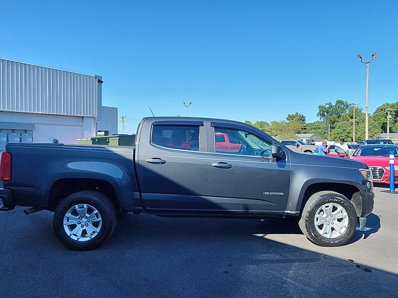 Used 2016 Chevrolet Colorado LT w/ LT Convenience Package RWD image 6