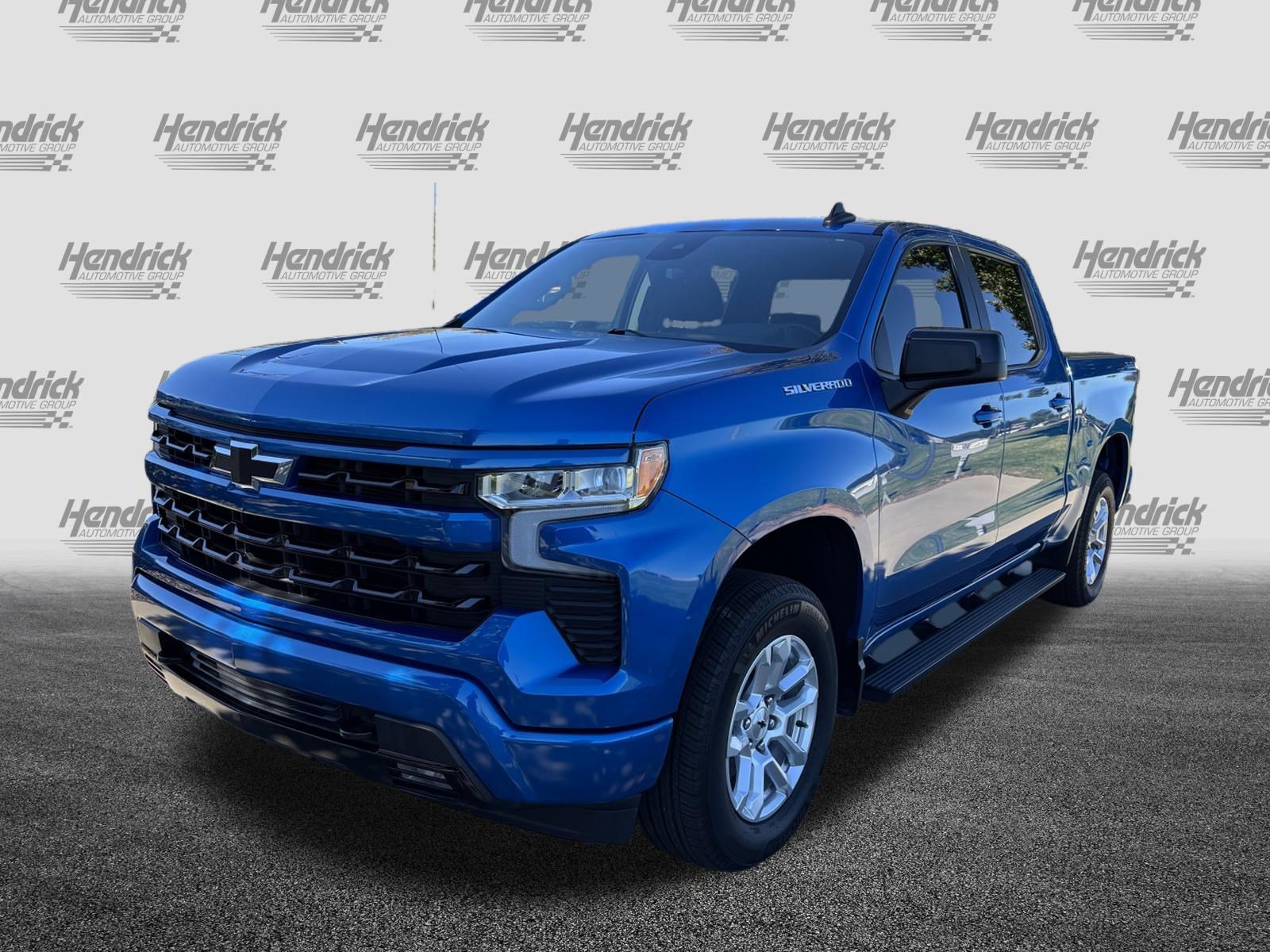 Used 2023 Chevrolet Silverado 1500 RST AWD/4WD image 5