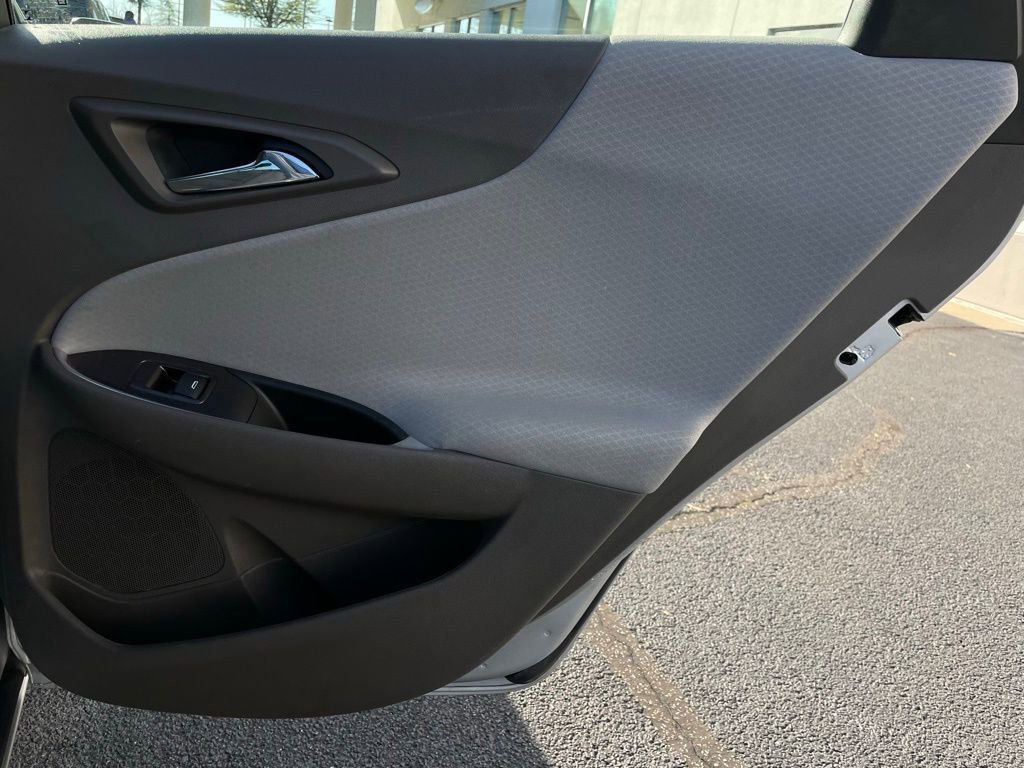 Used 2021 Chevrolet Malibu LT image 33