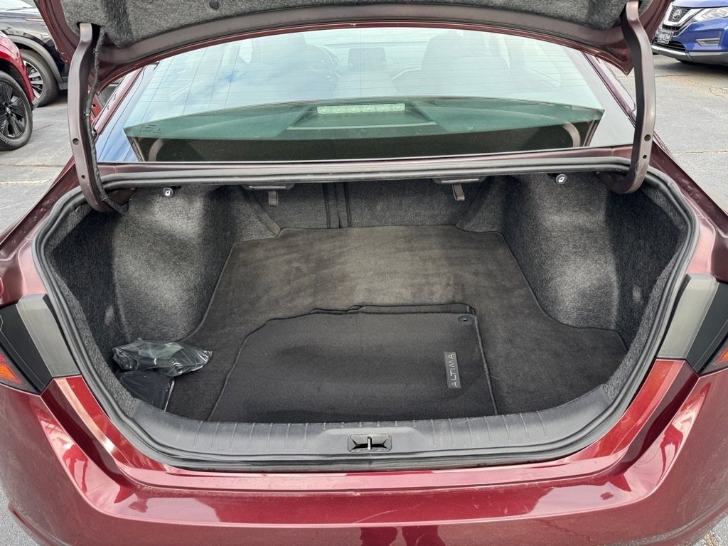 Certified 2024 Nissan Altima 2.5 SV image 10