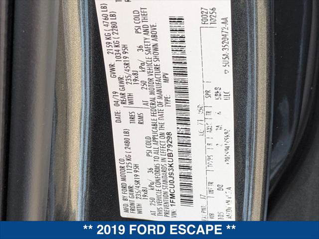 Used 2019 Ford Escape Titanium image 25