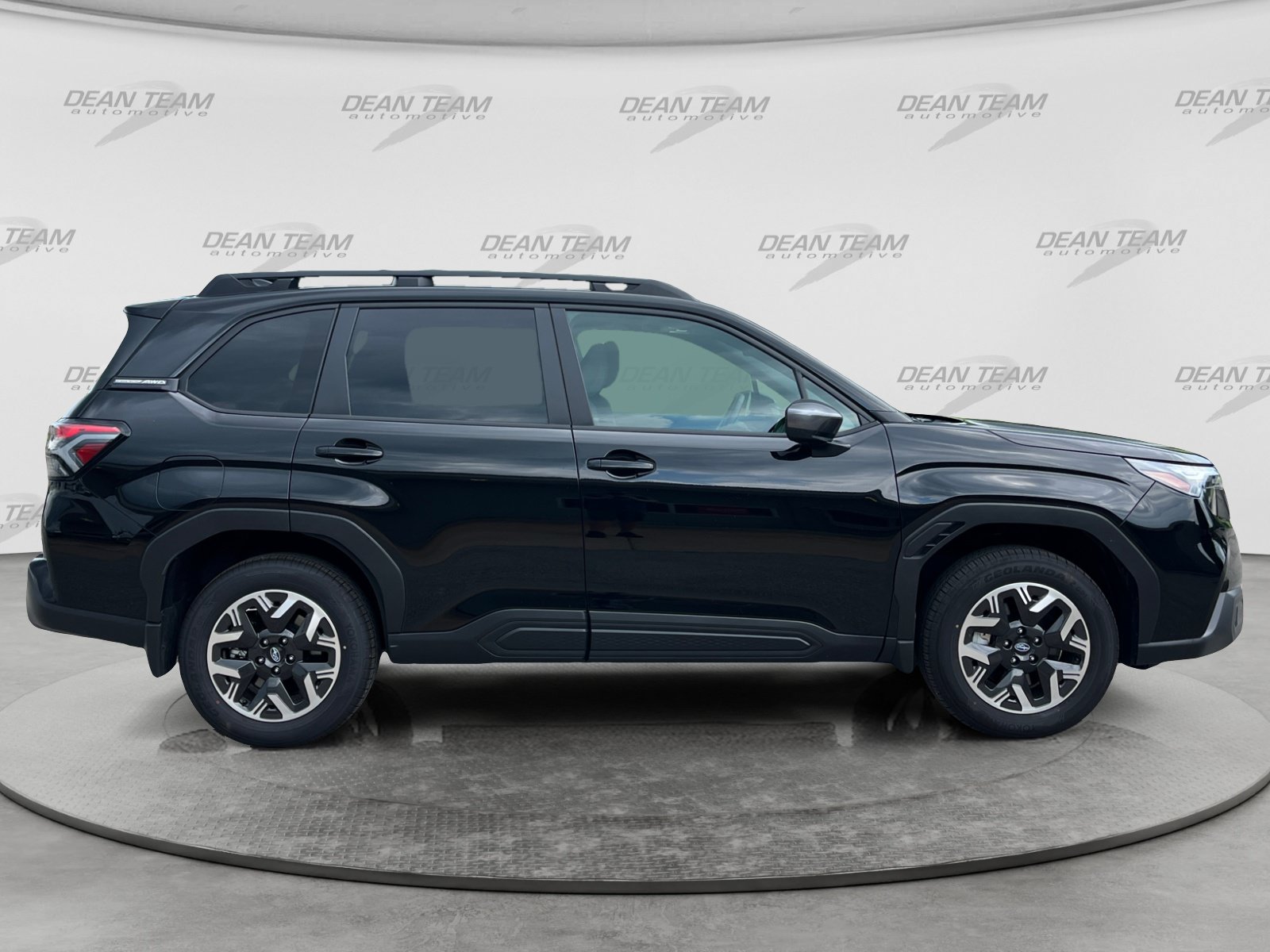 Certified 2026 Subaru Forester Premium w/ Base/Premium Package AWD/4WD image 8