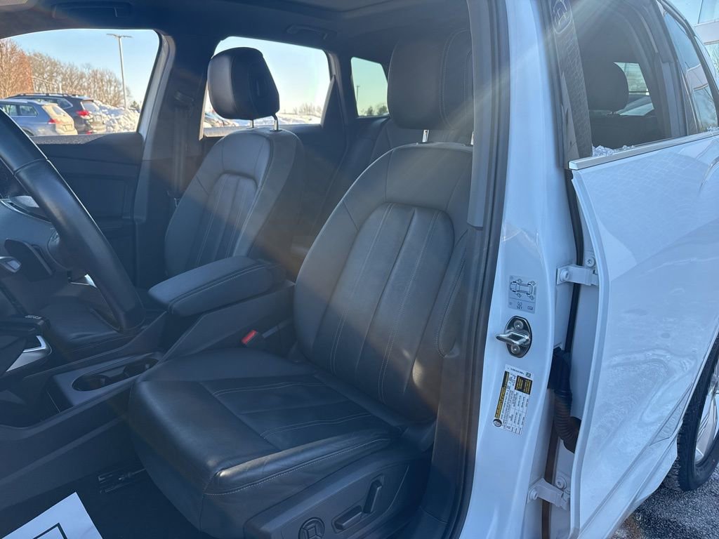 Used 2022 Audi Q4 e-tron Premium Plus image 20