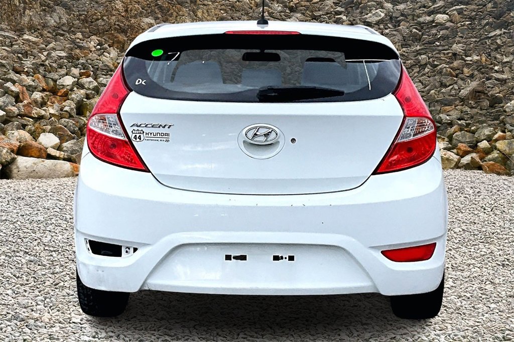 Used 2012 Hyundai Accent SE image 4