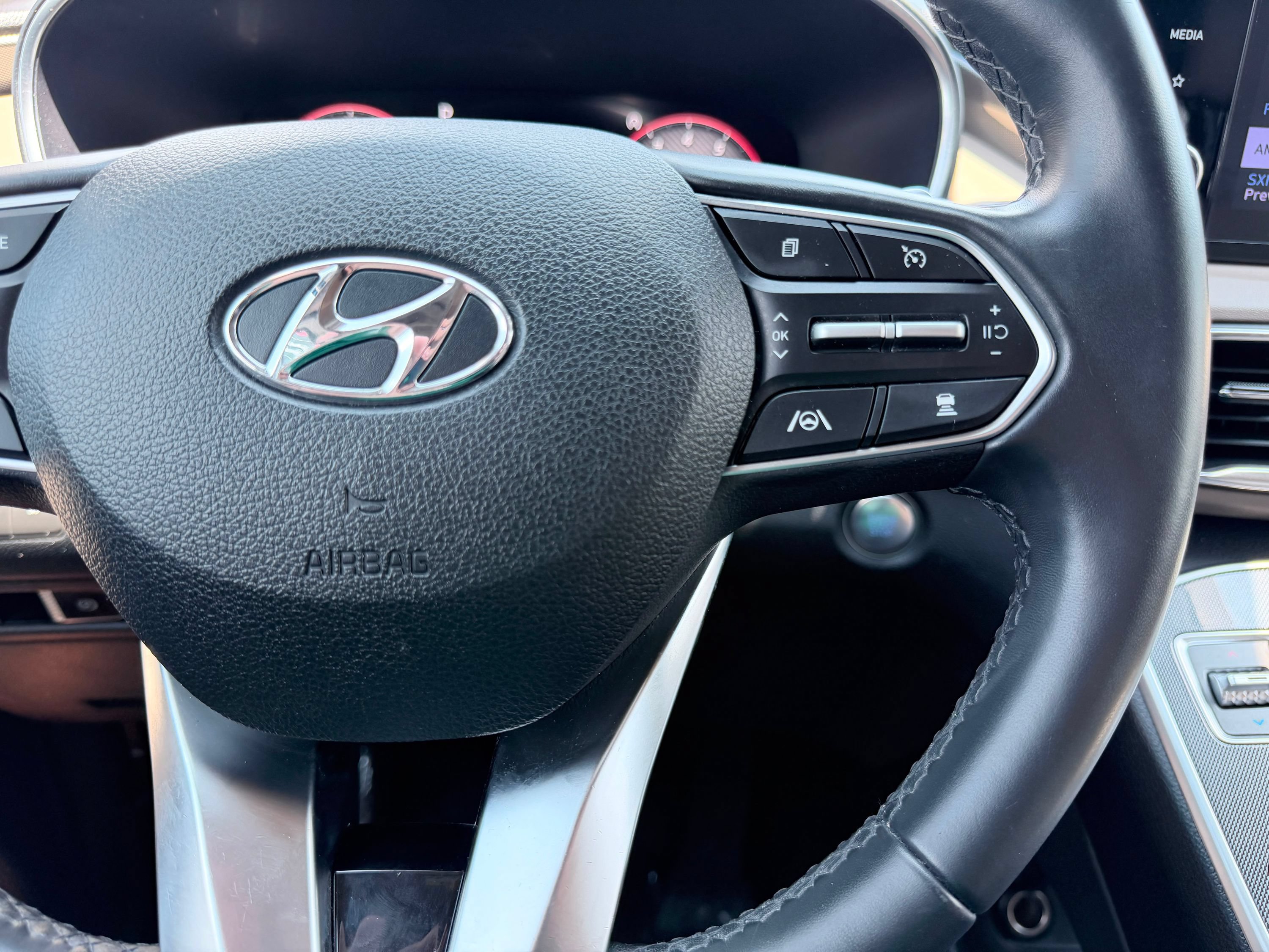 Used 2021 Hyundai Santa Fe SEL w/ Convenience Package AWD/4WD image 34