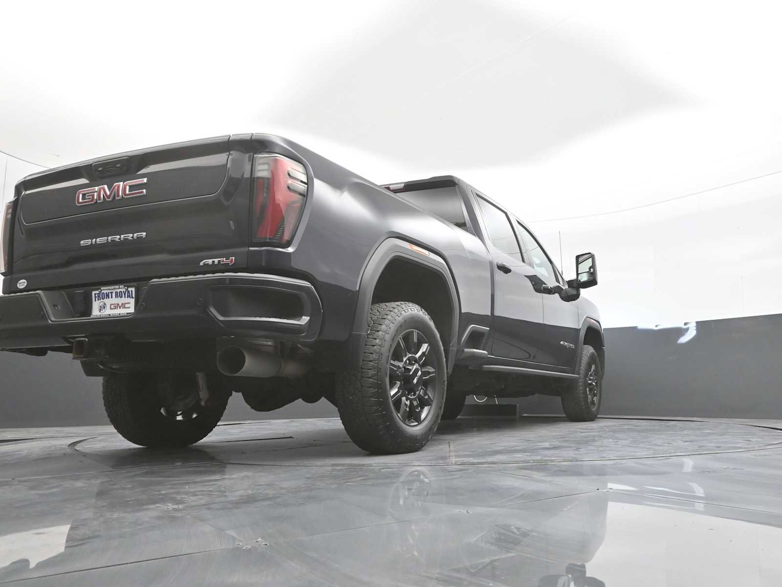 Used 2024 GMC Sierra 2500 AT4 w/ AT4 Premium Plus Package AWD/4WD image 41