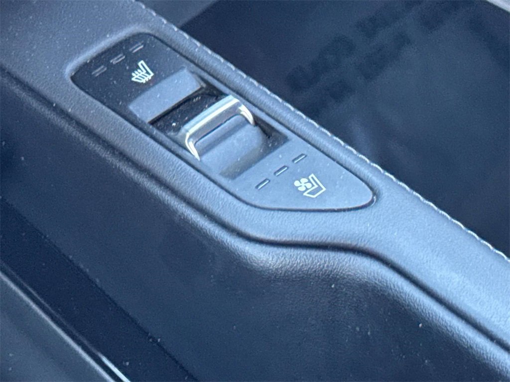 Used 2022 Kia Telluride SX image 24