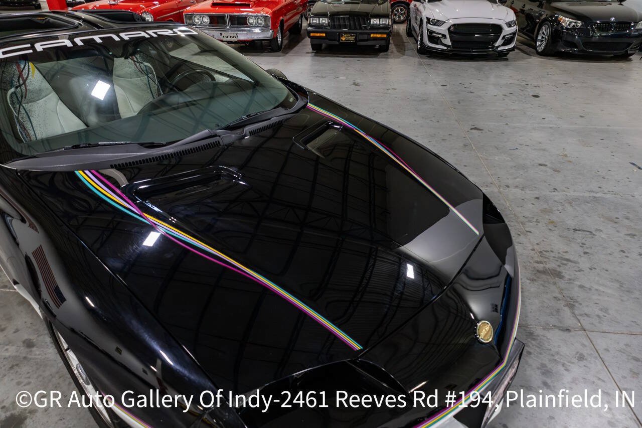 Used 1993 Chevrolet Camaro Z28 RWD image 18