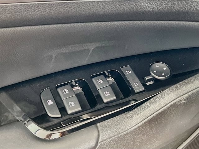 Used 2023 Kia Sportage X-Line AWD/4WD image 9