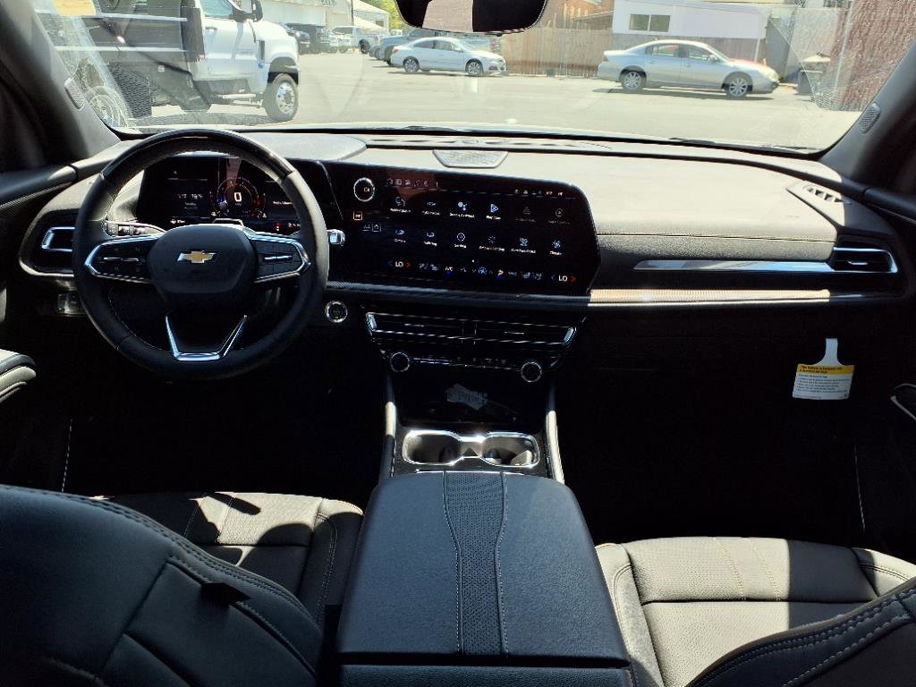 New 2026 Chevrolet Traverse High Country w/ LPO, Floor Liner Package image 4