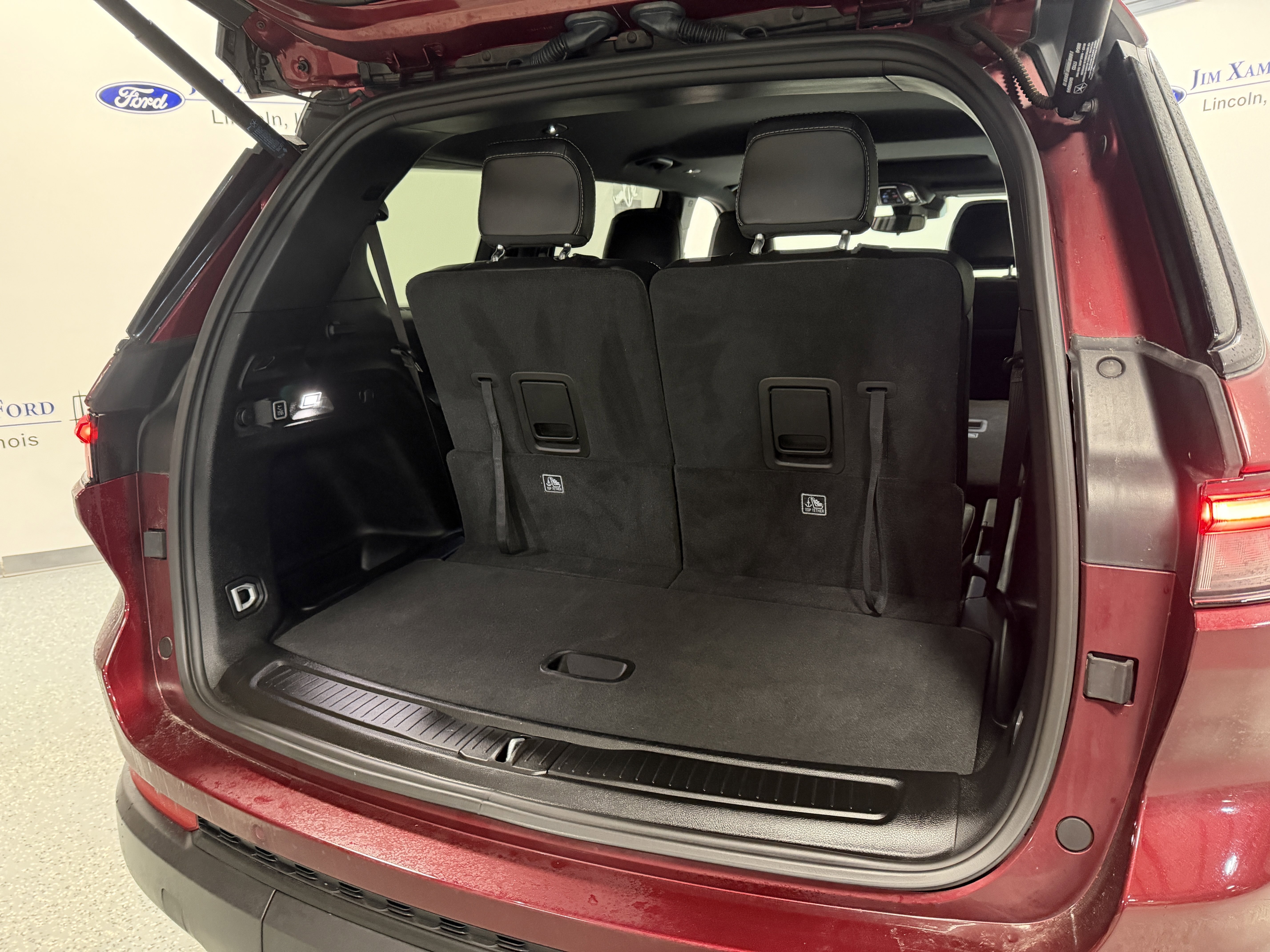 Used 2024 Jeep Grand Cherokee L Altitude image 29