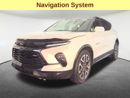 Used 2023 Chevrolet Blazer RS w/ Enhanced Convenience Package image 4