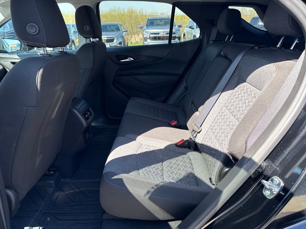 Certified 2024 Chevrolet Equinox LT w/ LPO, Floor Liner Package AWD/4WD image 24