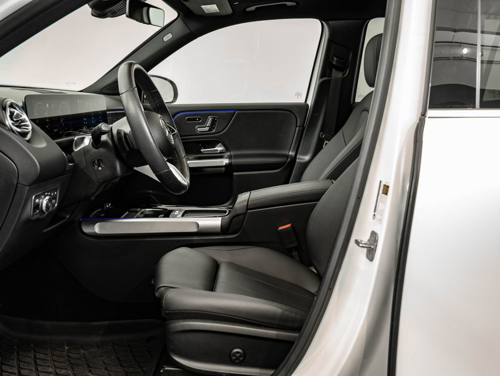 Certified 2024 Mercedes-Benz GLB 250 4MATIC image 21