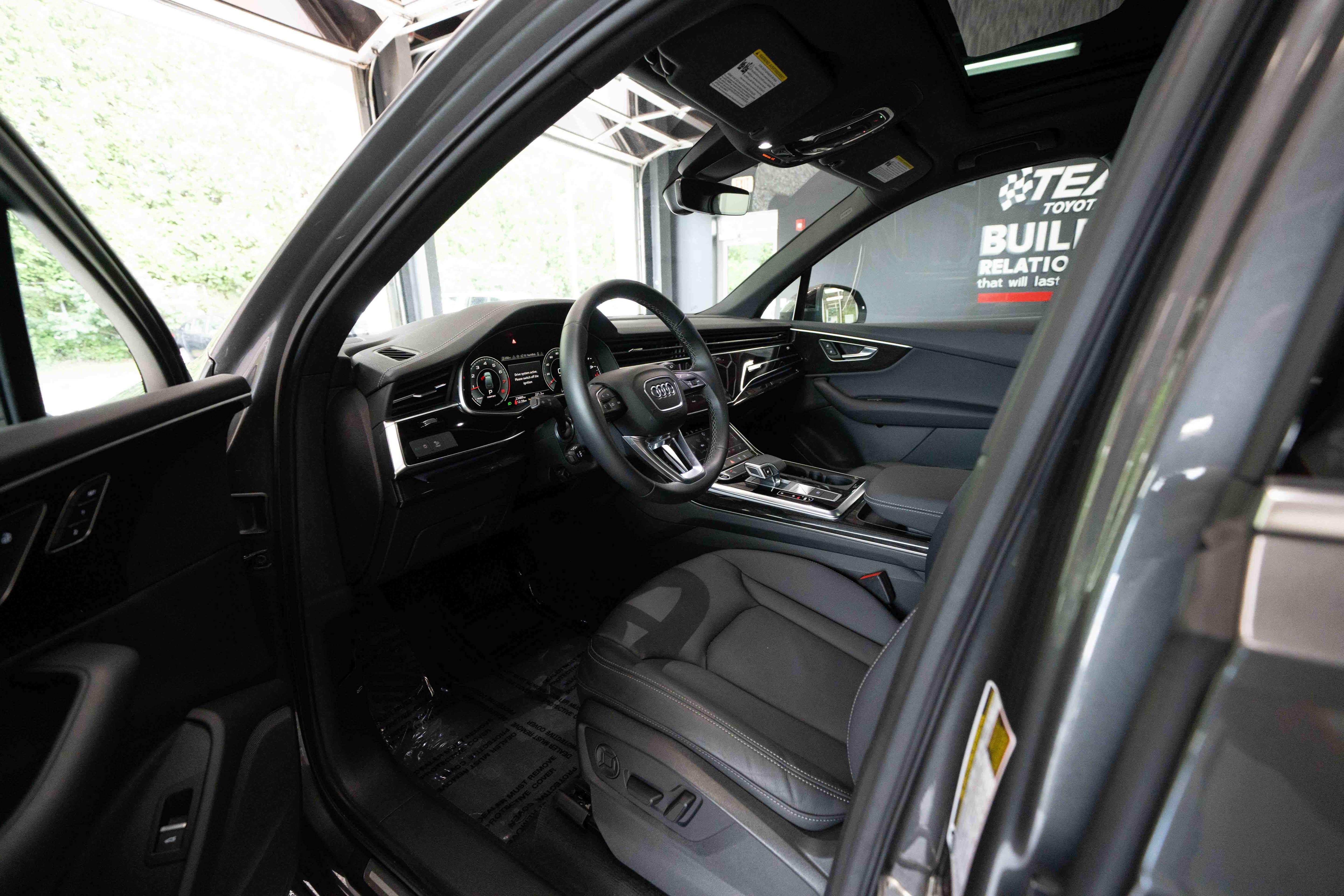 Used 2025 Audi Q7 2.0T Premium AWD/4WD image 8