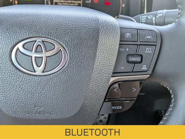 Used 2025 Toyota Camry SE w/ Convenience Package FWD image 20